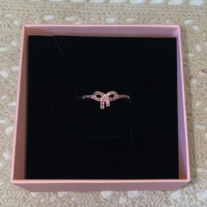Bow Ring